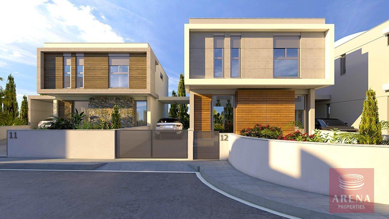 1 Villa in Livadia 5272