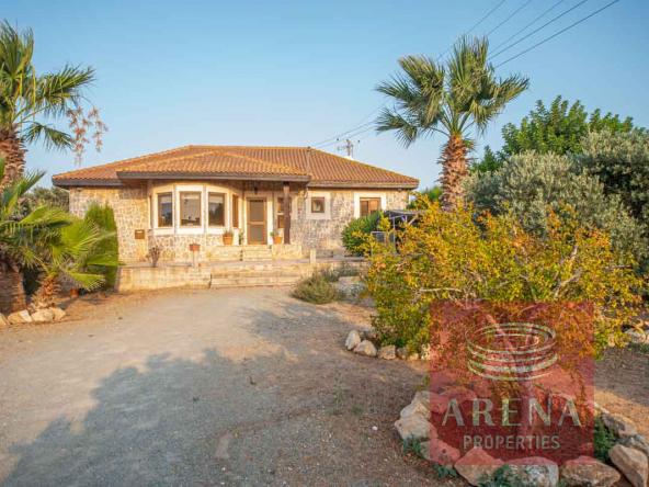 1 bungalow in sotira