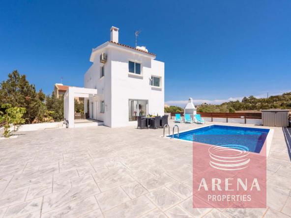 For sale villa in Protaras