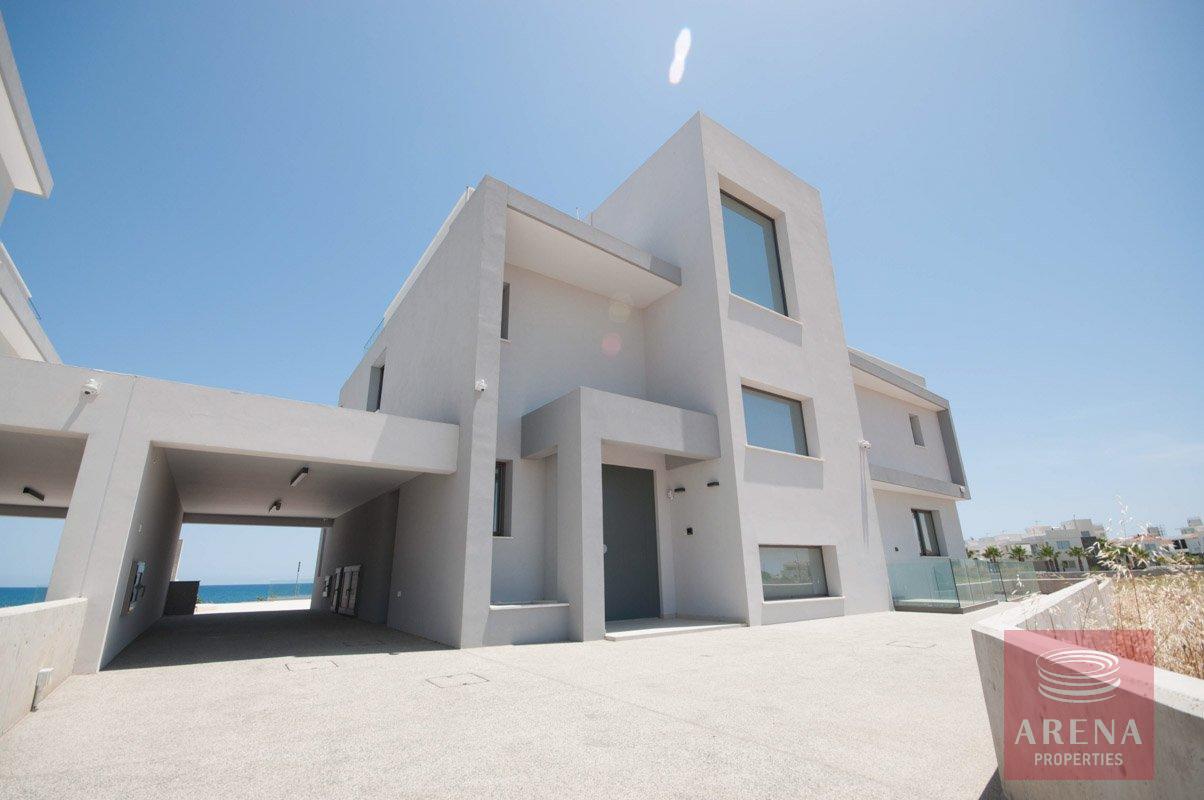 1 villa Pervolia 4849