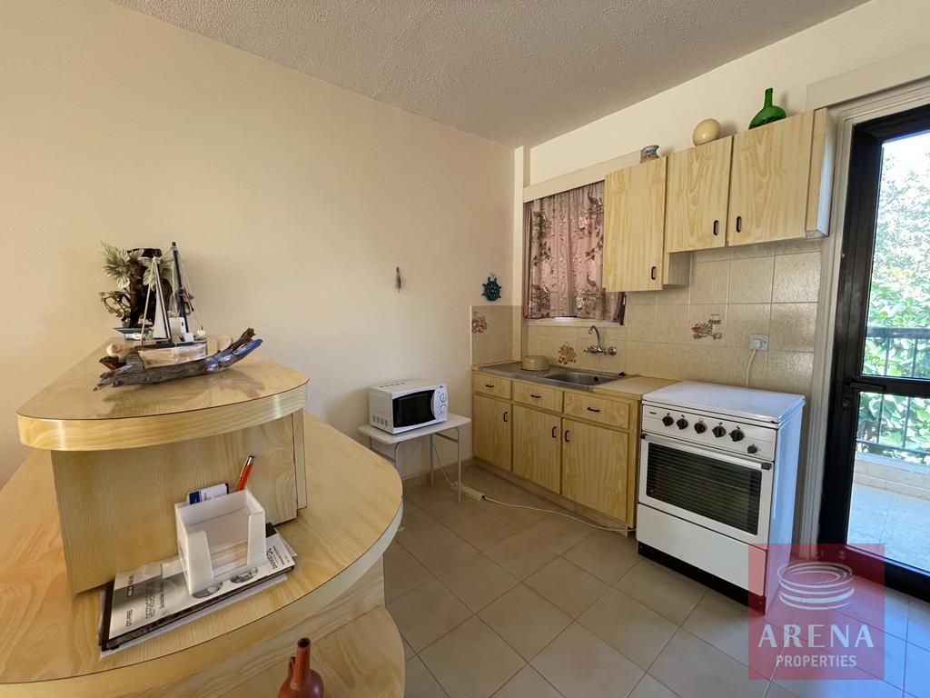 Top Floor Apt in Kapparis - kitchen