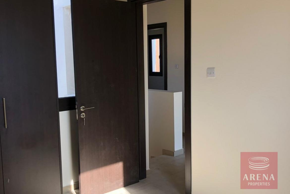 Townhouse in Alaminos - bedroom