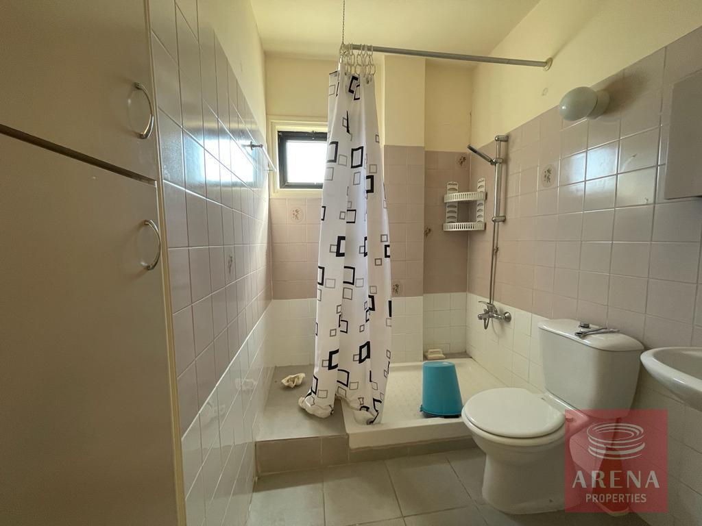 Top Floor Apt in Kapparis - bathroom