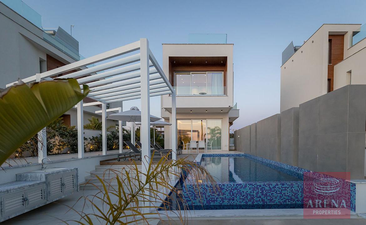 villa in Ayia Napa Kokkines to buy