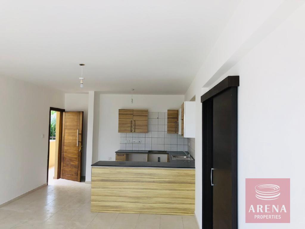 apartment in Alethriko - kitchen