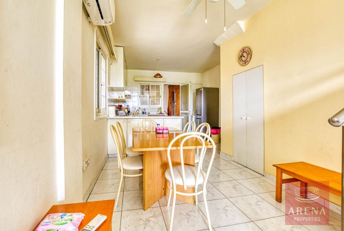 2 bed townhouse for sale in Paralimni - dining area