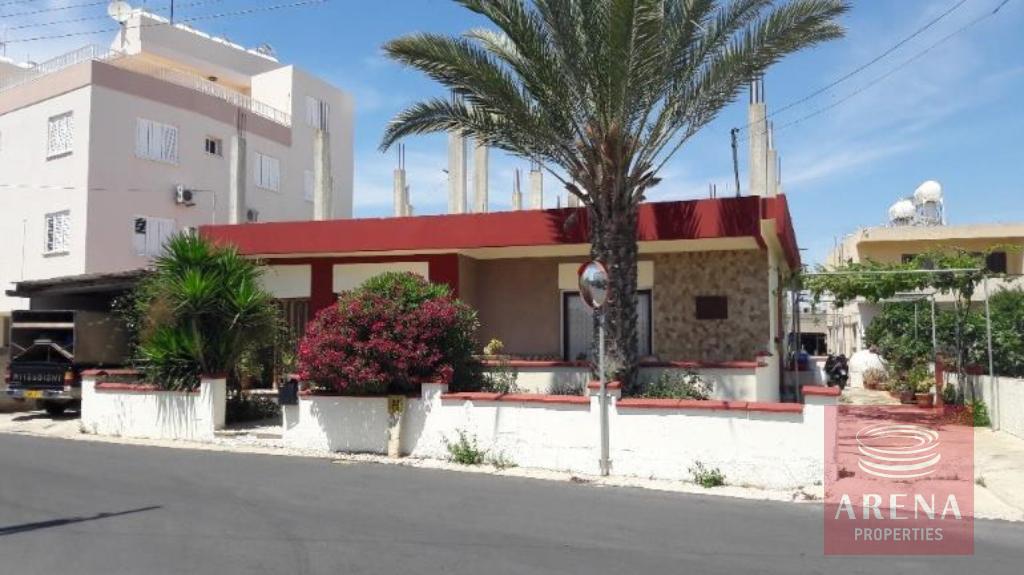 Bungalow for sale Derynia 5077