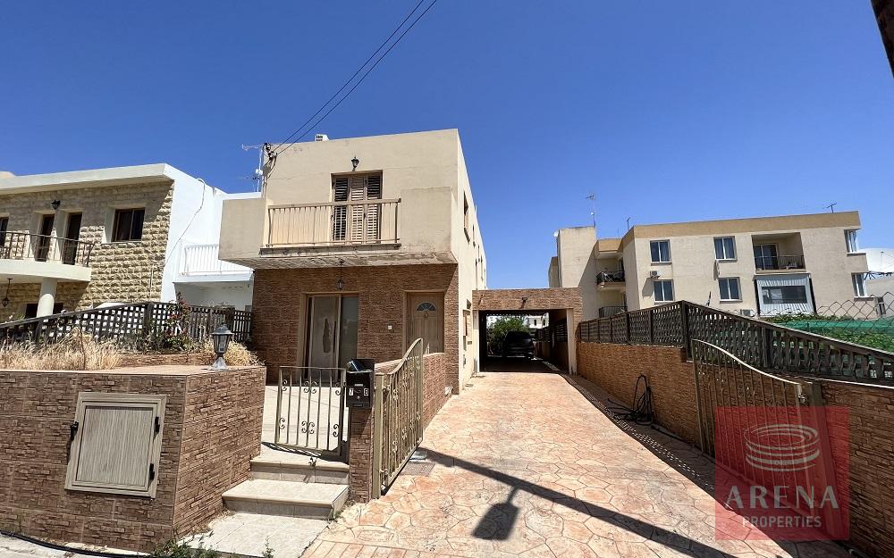 3 BED SEMI-DET VILLA IN OROKLINI