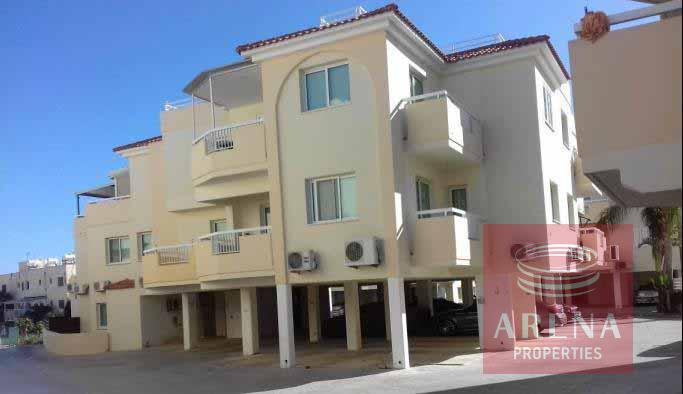 Flat in Paralimni for sale