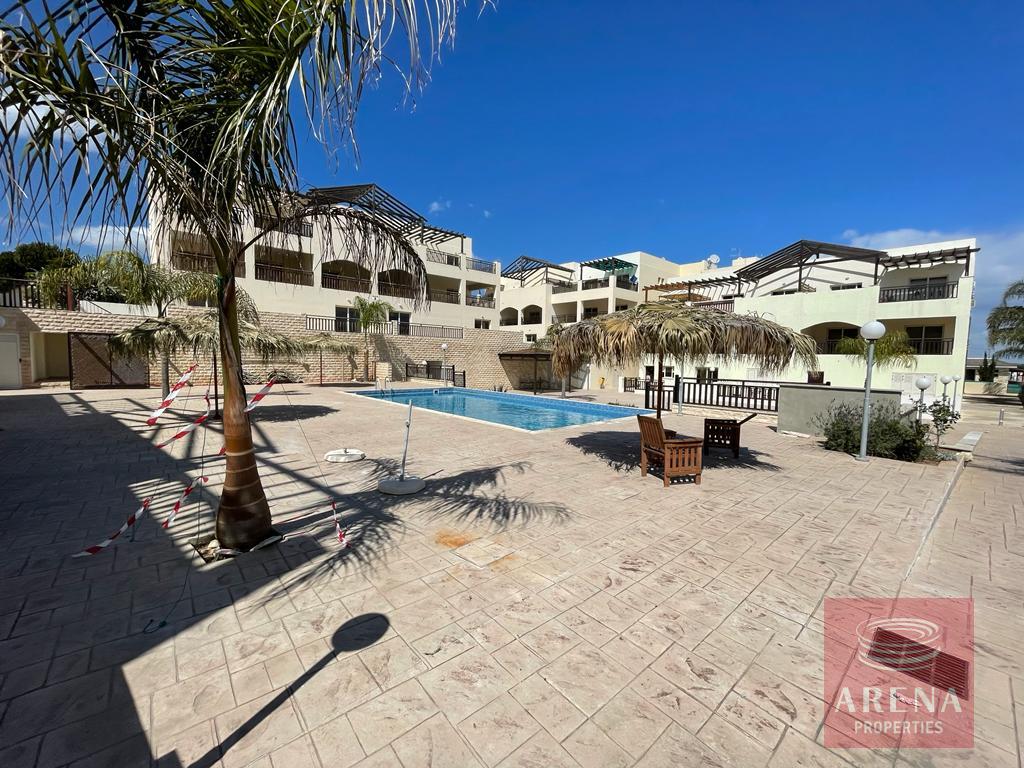 Studio in Tersefanou - communal pool