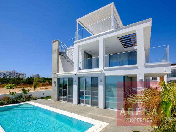1 villa sale protaras 4687