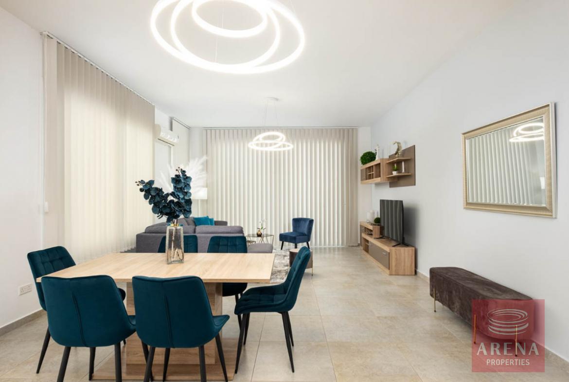 Link-Det Villa in Dromolaxia - living area