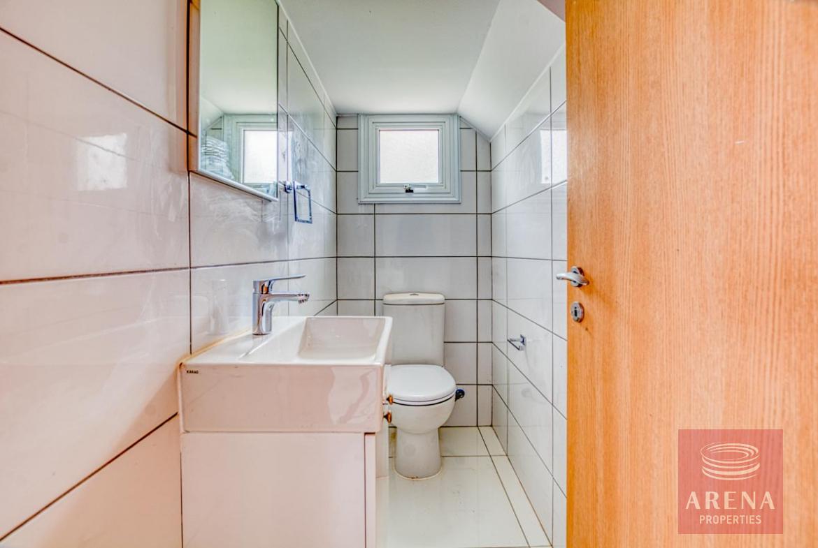 3 bed villa in Ayia Napa - guest wc