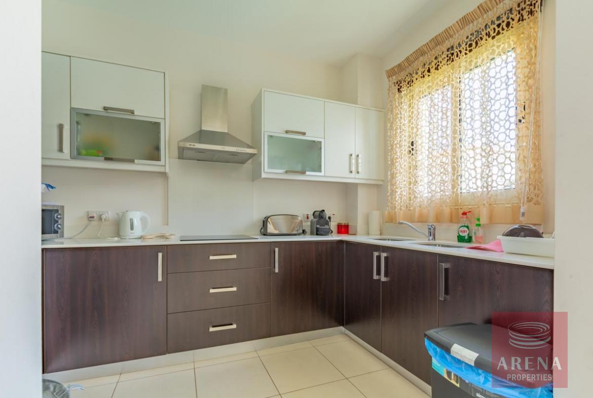 Villa for sale in Pernera - kitchen