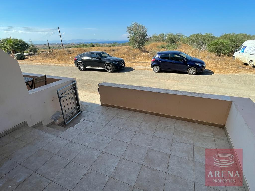 2 Bed Townhouse with Sea Views - veranda