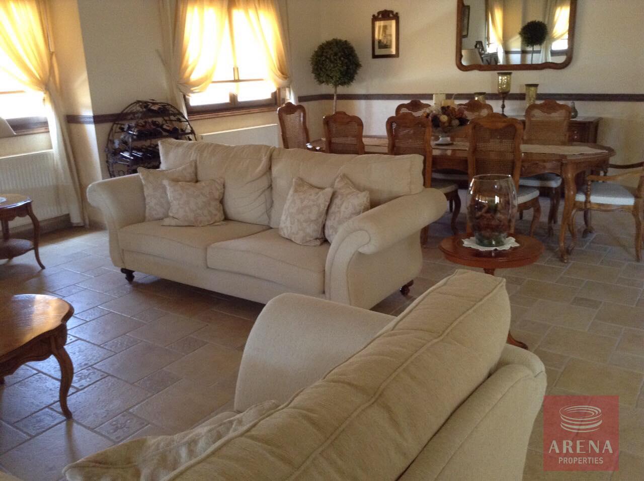 5 Bed Villa in Alethriko - living area