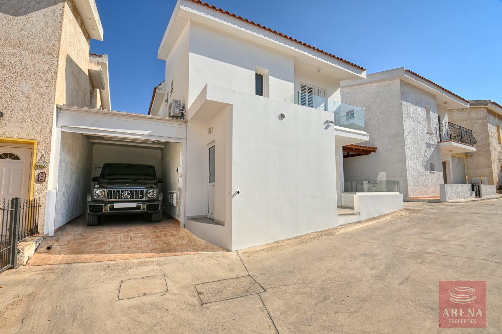 House with Deeds in Paralimni for sale