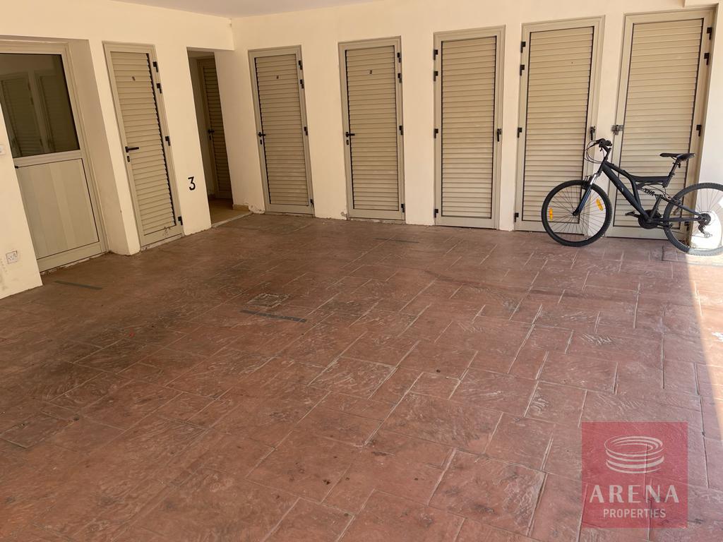 2 Bed Townhouse with Sea Views storage