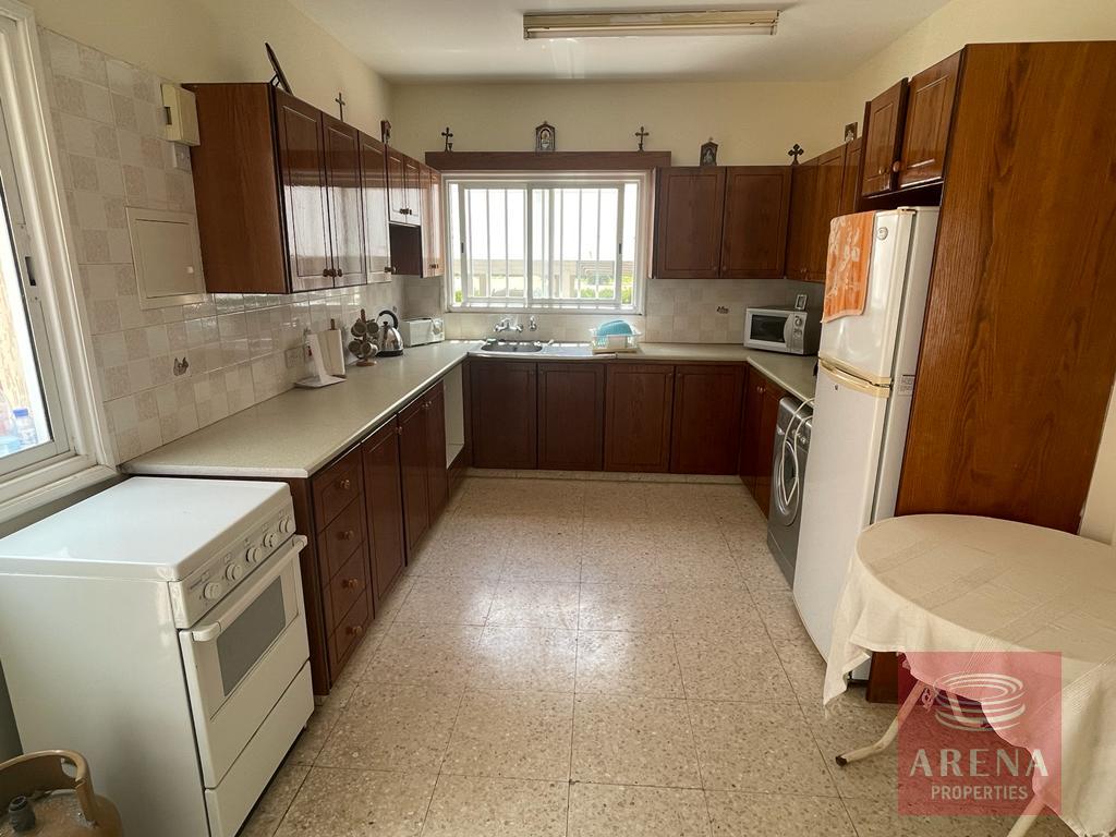 House in Mazotos for Rent - kitchen