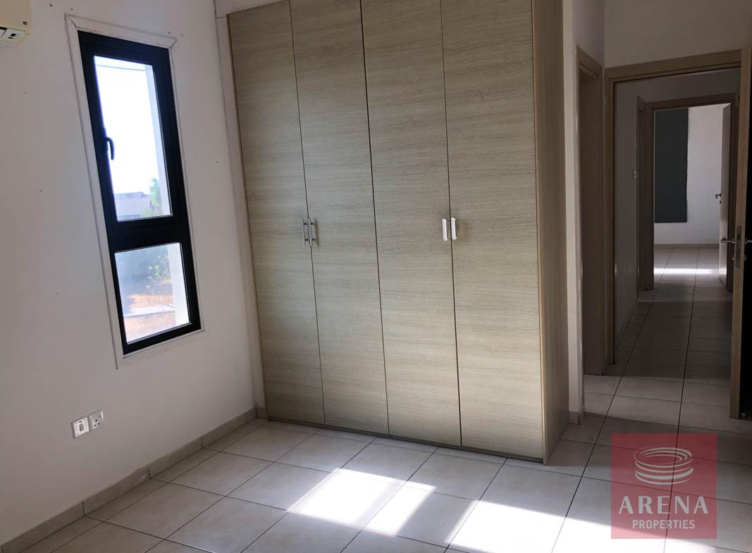 2 Bed Apt for sale in Tersefanou - bedroom