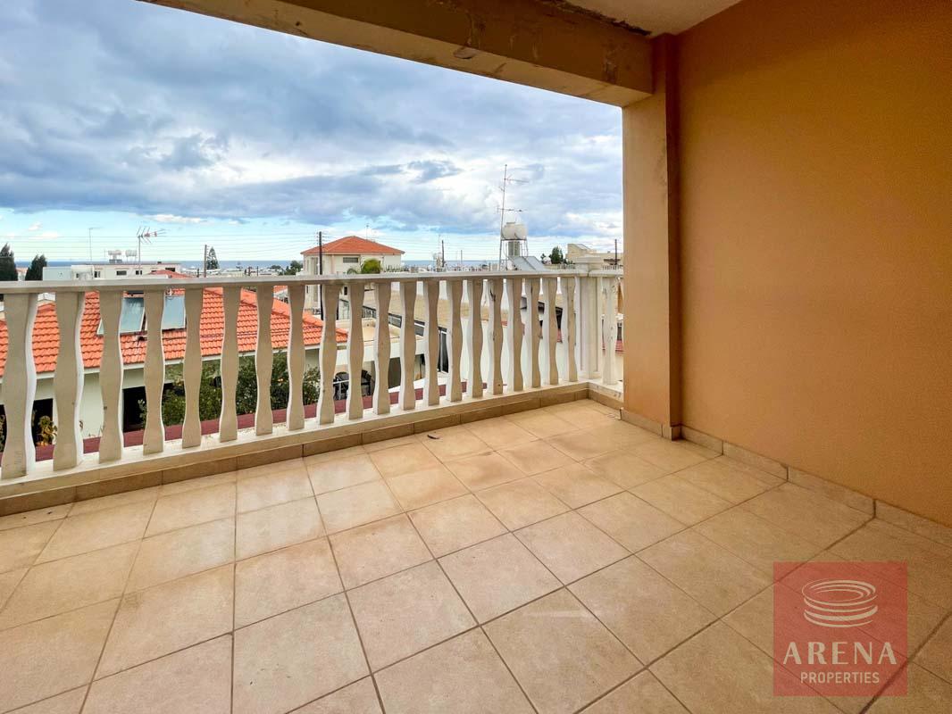 2 bed flat in Kapparis - balcony