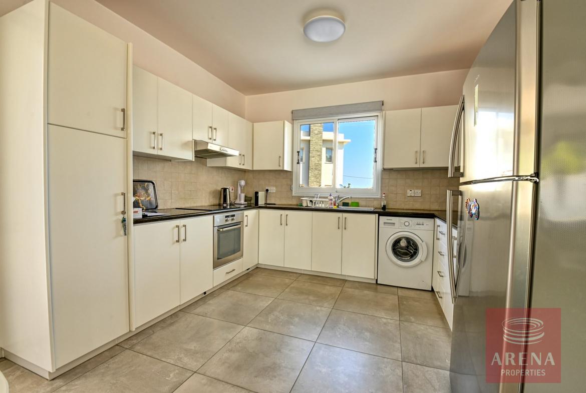 House with Deeds in Paralimni - kitchen