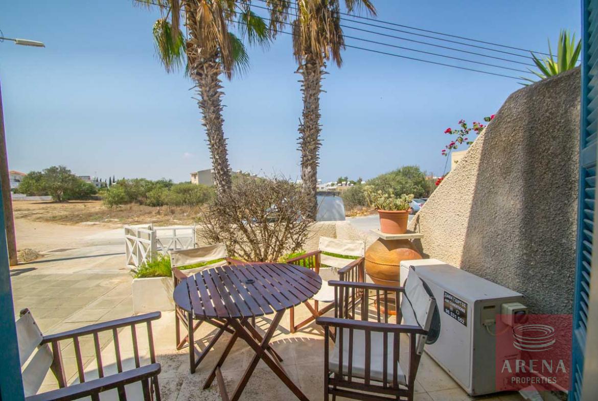 4 bed villa in Kapparis for sale - veranda