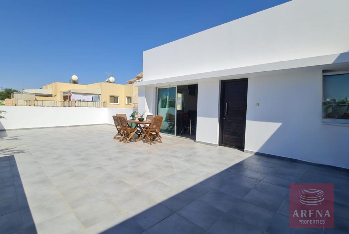 Penthouse in Kapparis with Deeds