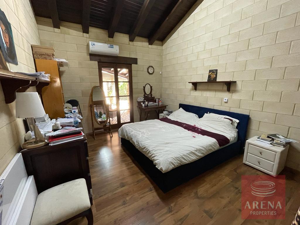 4 BED BUNGALOW IN OROKLINI - BEDROOM