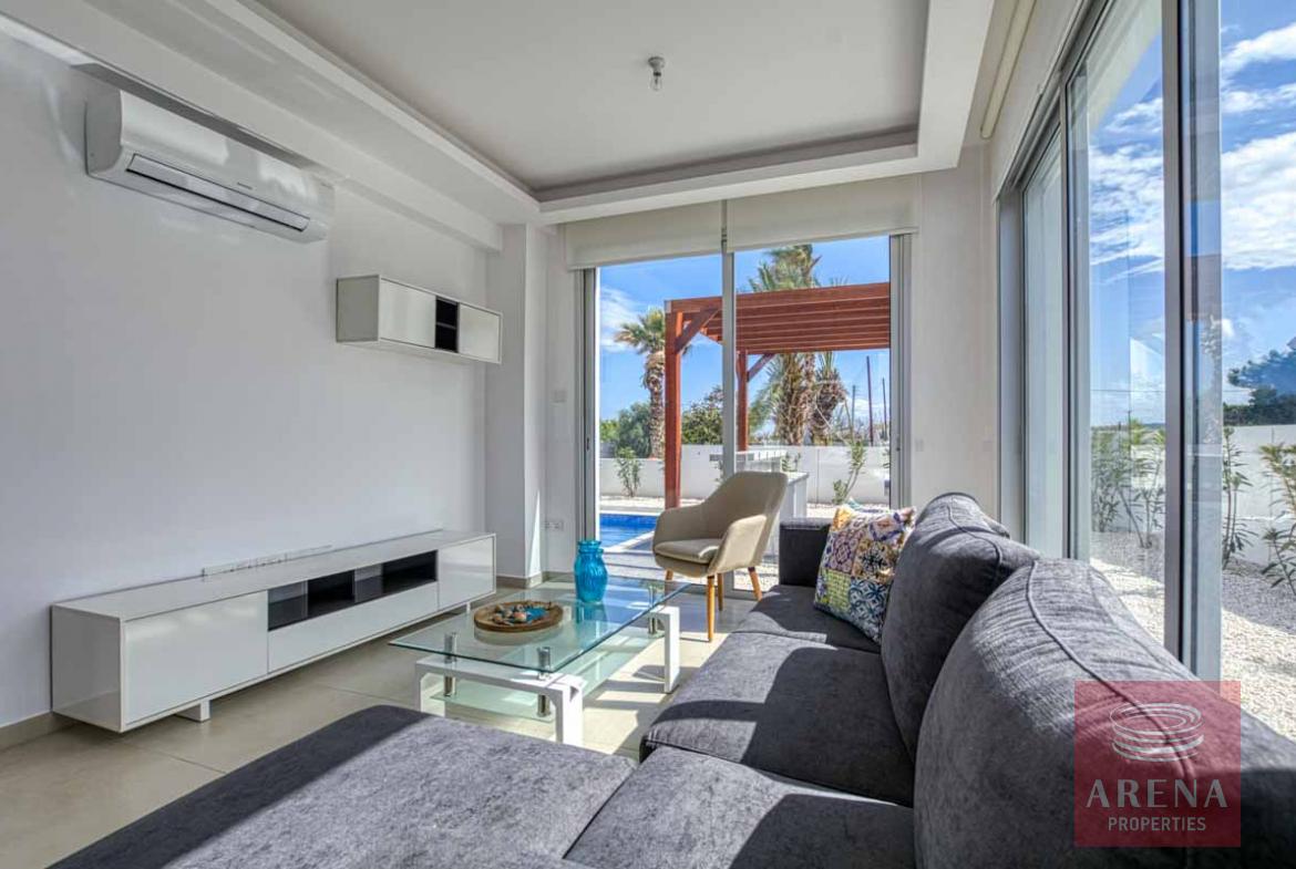 Kapparis villa for sale - Sitting area
