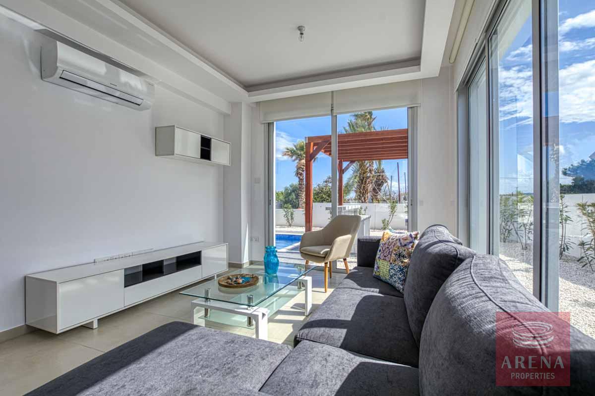 Kapparis villa for sale - Sitting area
