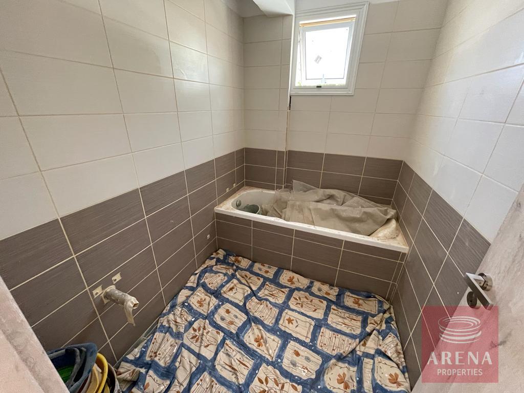 Ground Floor Apt in Kapparis - bathroom