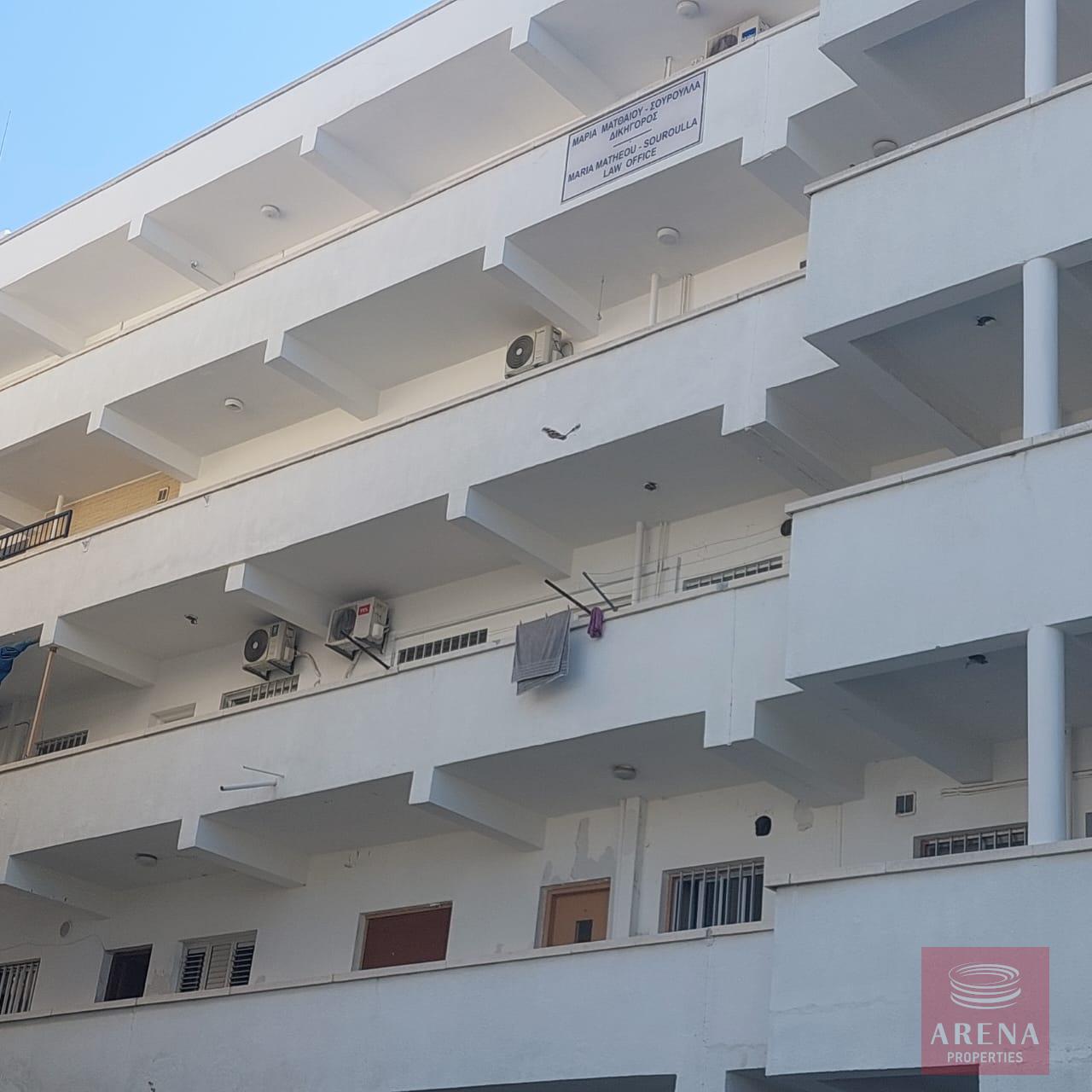 flat in chrysopolitissa