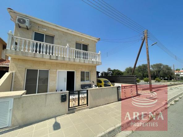 Semi-Det Villa in Pervolia