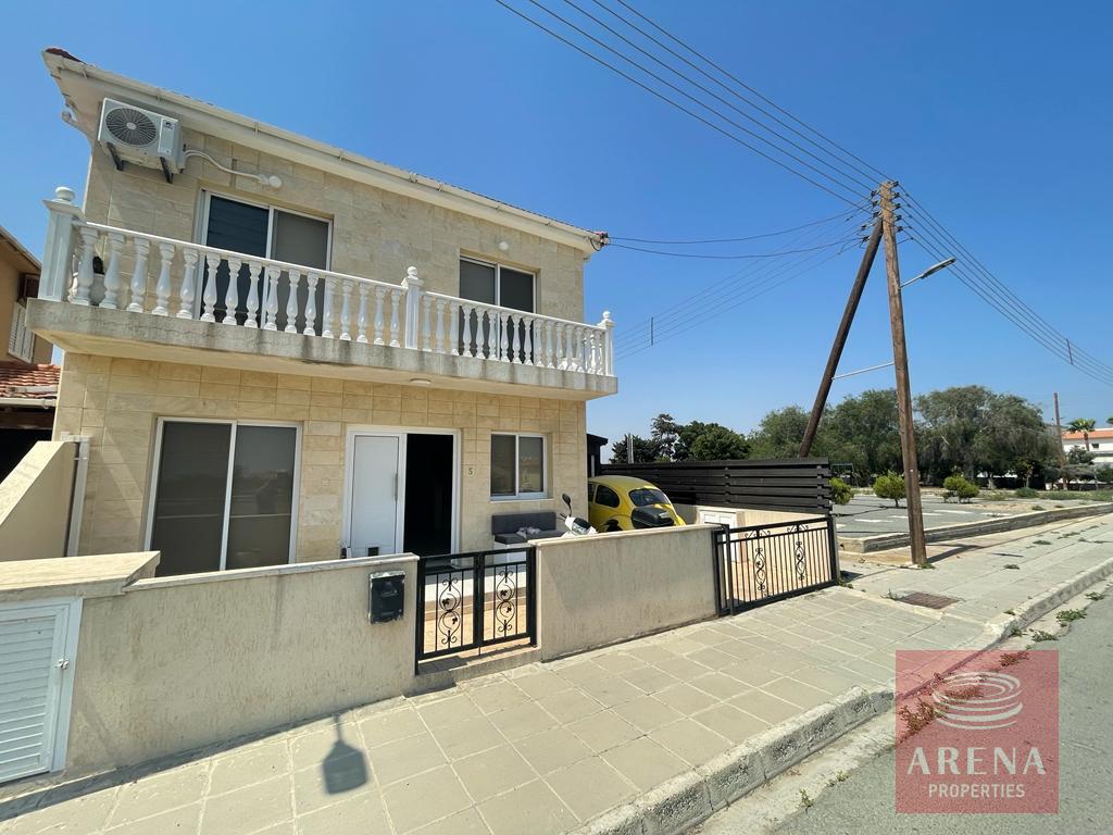 Semi-Det Villa in Pervolia