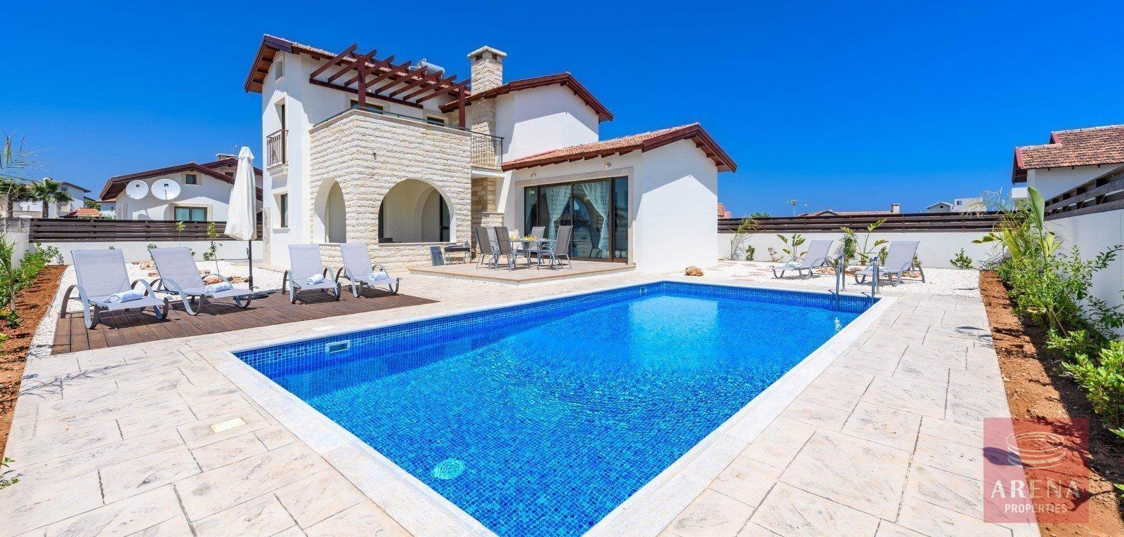 1 villa in ayia thekla