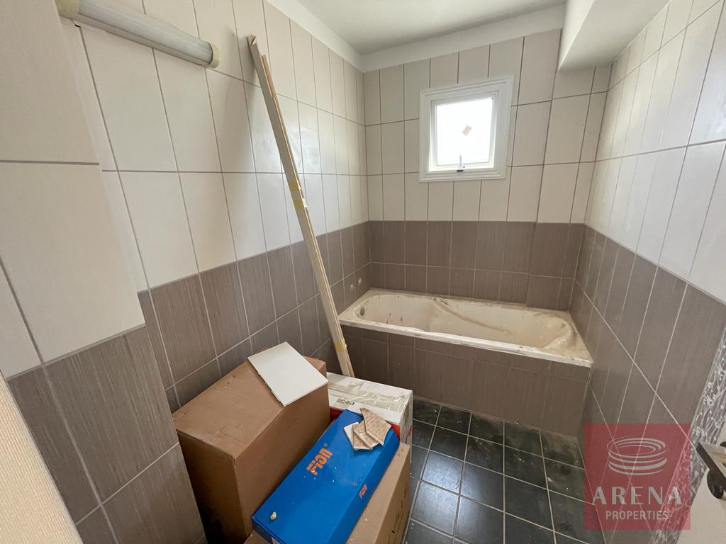 Ground Floor Apartment in Kapparis - bathroom