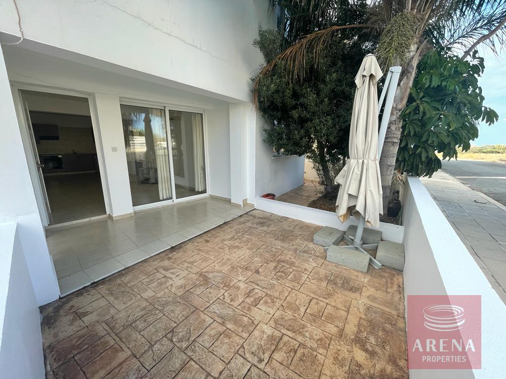 2 Bed Ground floor apartment in Paralimni - veranda