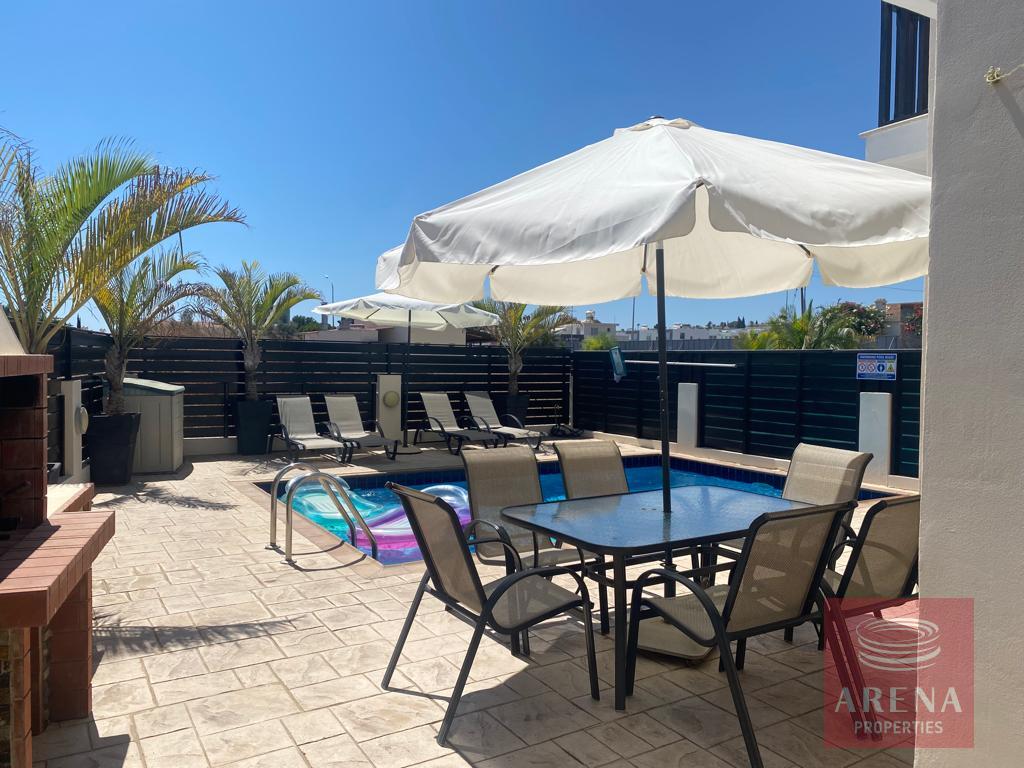 Villa in Protaras - pool