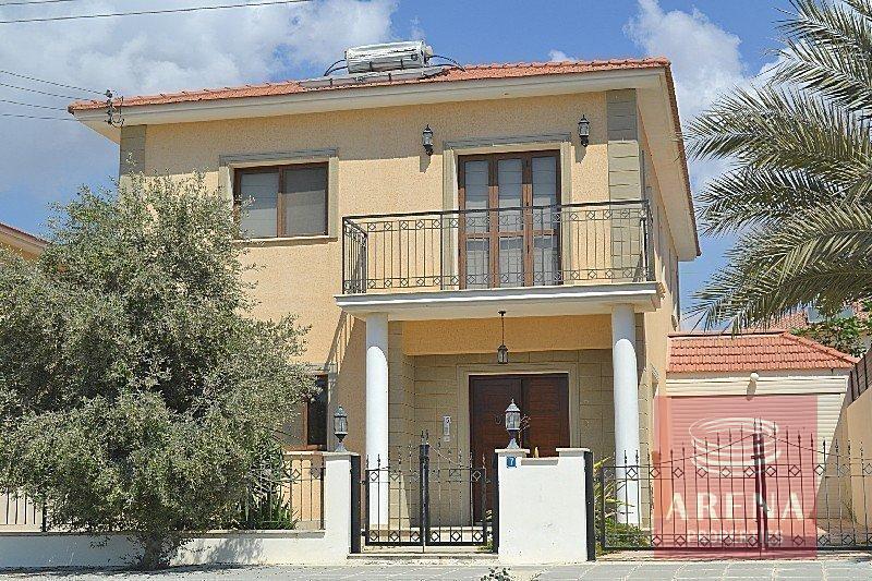2647 villa for sale