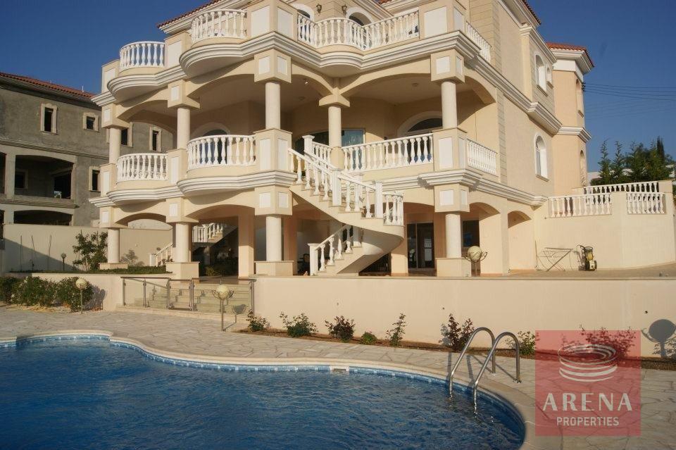 2994 560682 2564612613622 1803339425 1615622 910813428 n