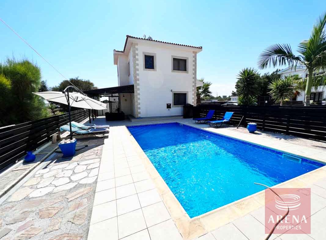 2 Bed Villa in Ayia Thekla to buy