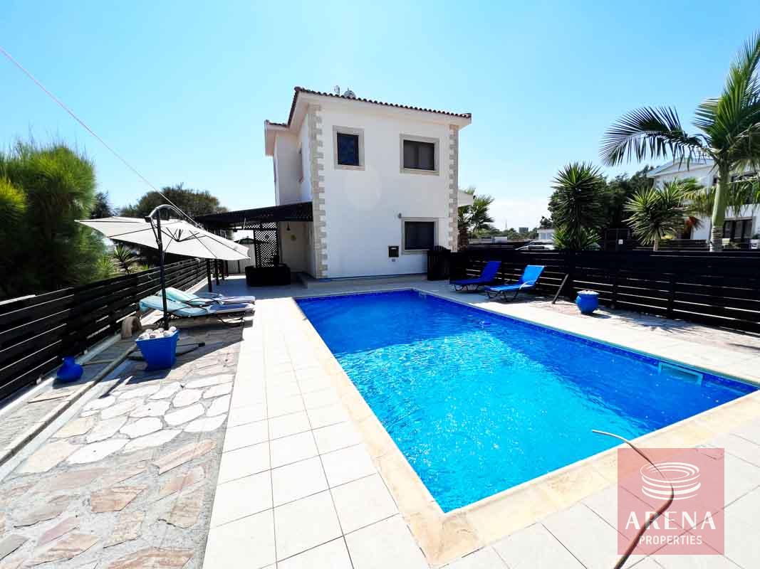 2 Bed Villa in Ayia Thekla to buy