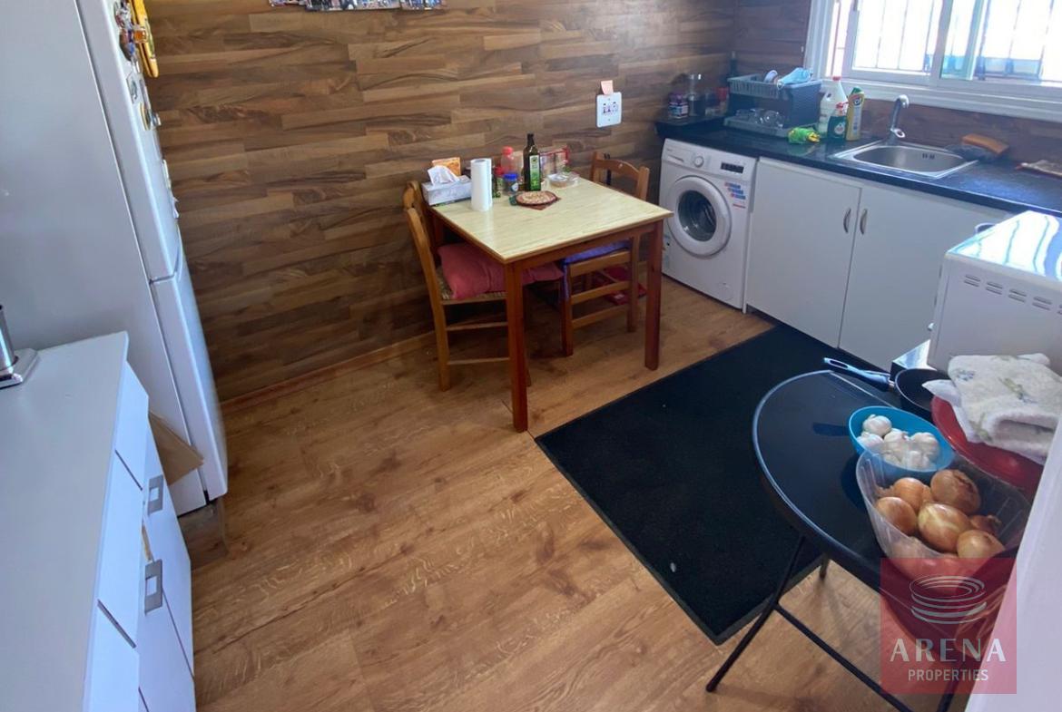 flat in chrysopolitissa - kitchen