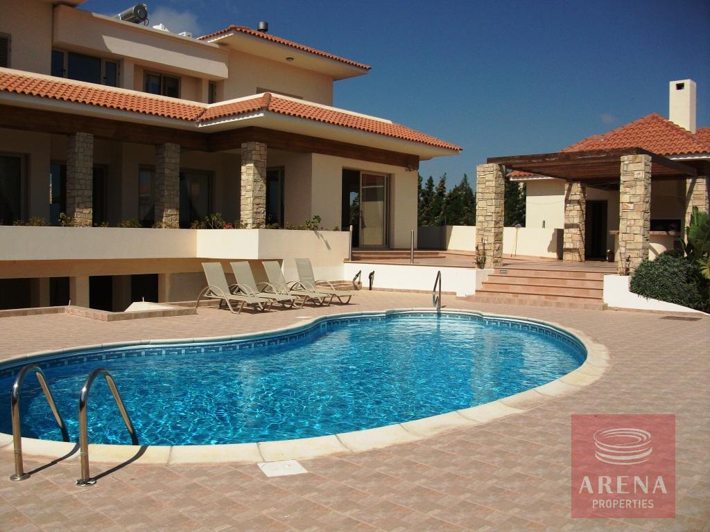 villa for sale 3