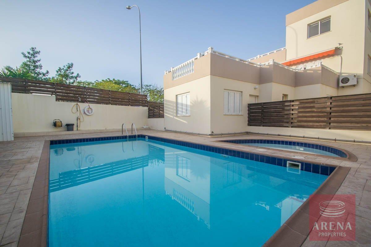 1 APT FOR RENT PARALIMNI 5443