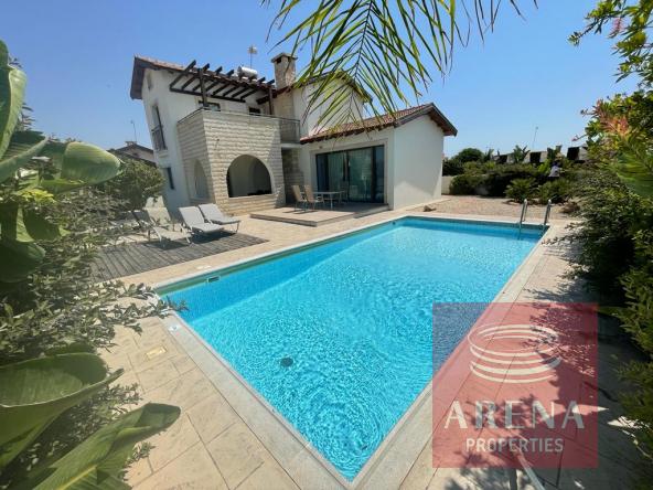 VILLA IN AYIA THEKLA