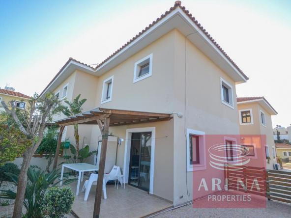 1 townhouse Kapparis 5427