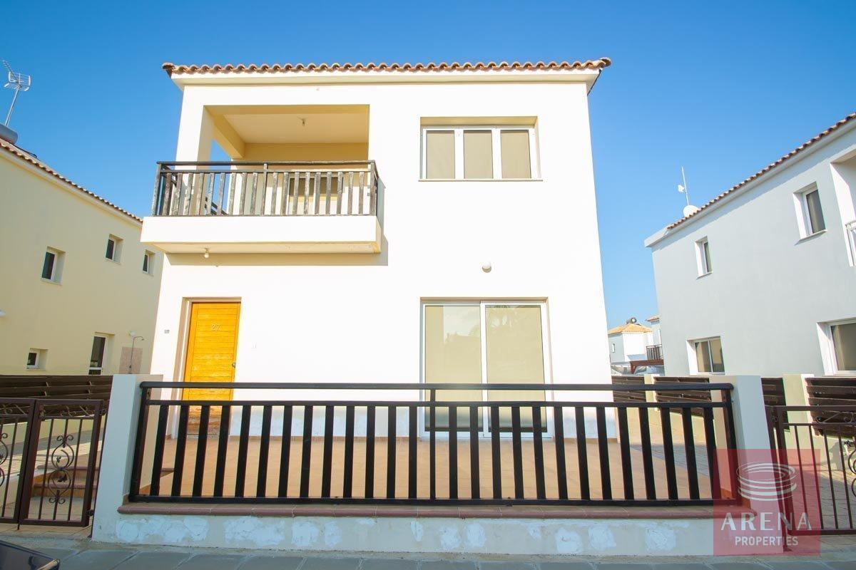 1 villa in pernera 2900