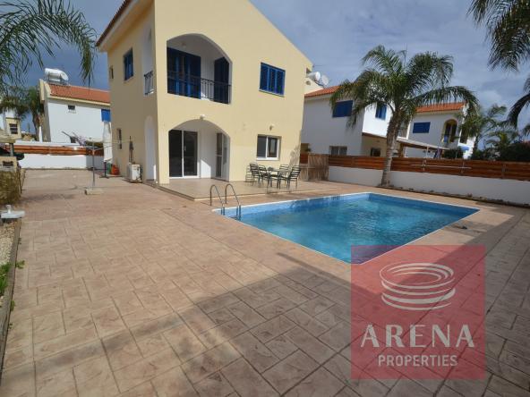 3448 villa to let